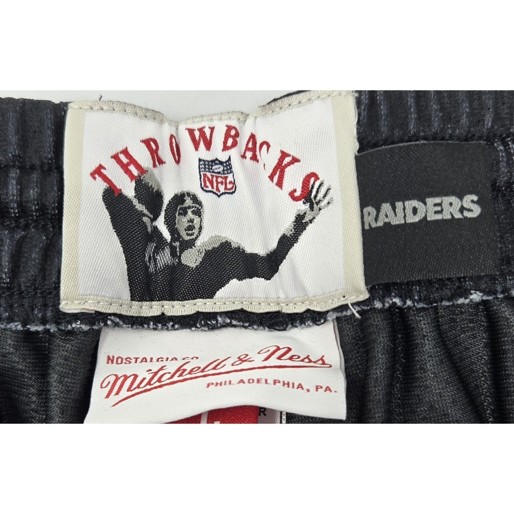 Oakland Raiders Shorts Womens L Mitchell & Ness Las Vegas Big Face 3.0 Team NFL - Picture 3 of 7